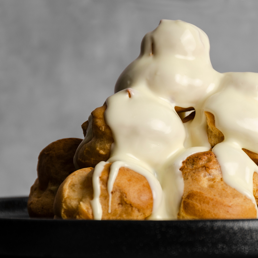 White Chocolate Profiteroles - 50 Pack