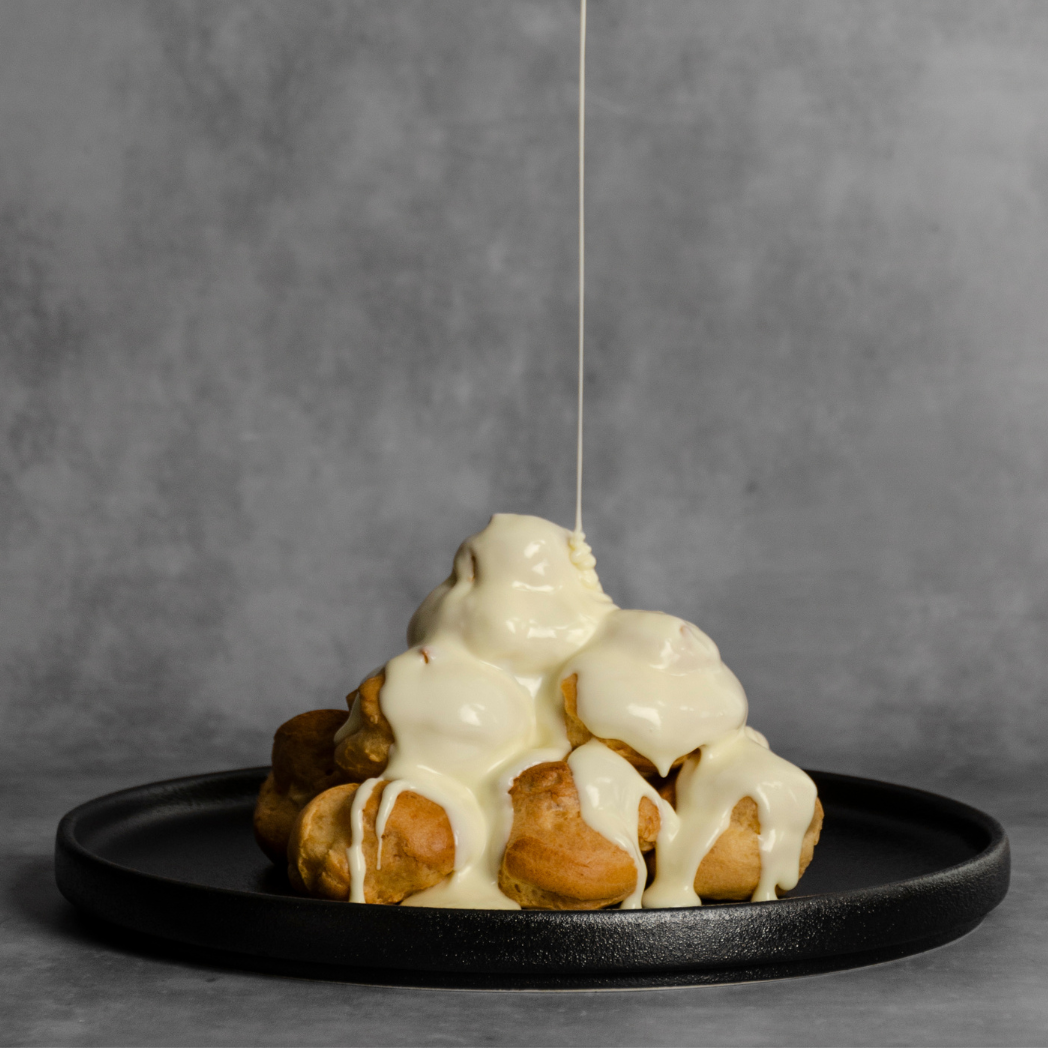 White Chocolate Profiteroles - 50 Pack
