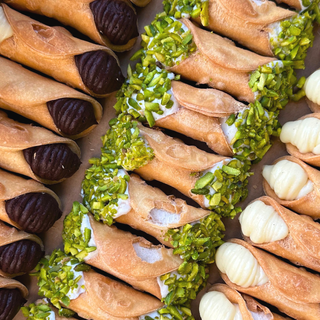 Cannoli Gift Box - 54 Pack