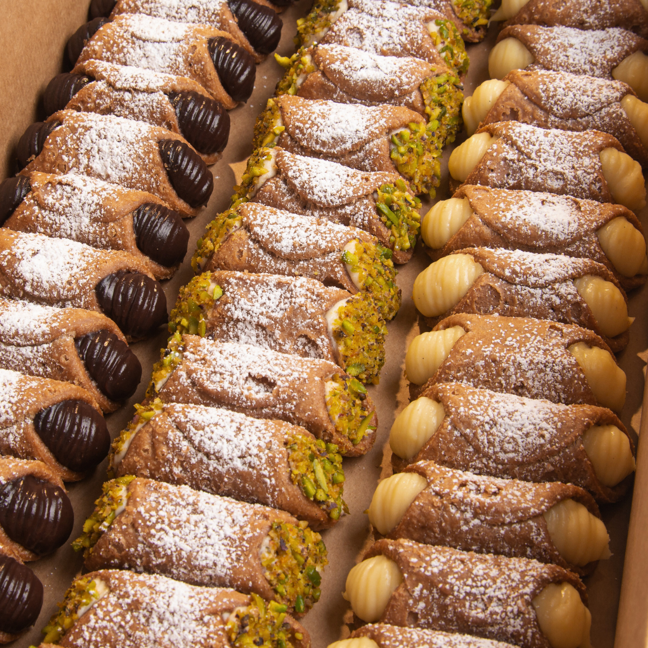 Cannoli Gift Box - 54 Pack